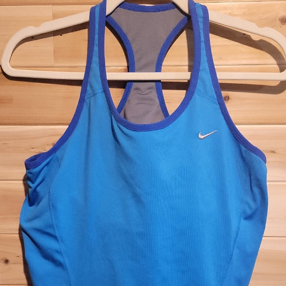 Nike Racerback Tank Top in Vibrant Blue - Picture 3 of 7